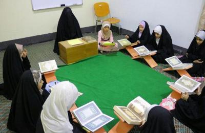 معهد الكوثر القرآني النسوي في العتبة العلوية المقدسة يطلق دورة زهور الولاية القرآنية للفتيات
