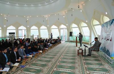 العتبة العلوية تقيم محفلاً قرآنياً في الجامعة الإسلامية في ذكرى ولادة الرسول الأكرم (ص)