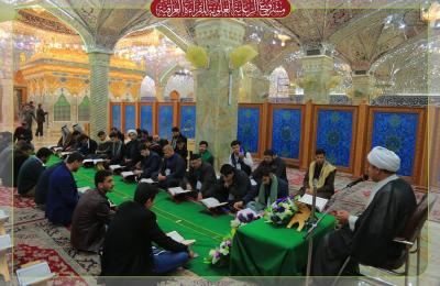 دار القرآن الكريم تقيم محفلاً قرآنياً في مزار ميثم التمار لطلبة مشروع الرعاية العلوية للقراءة العراقية