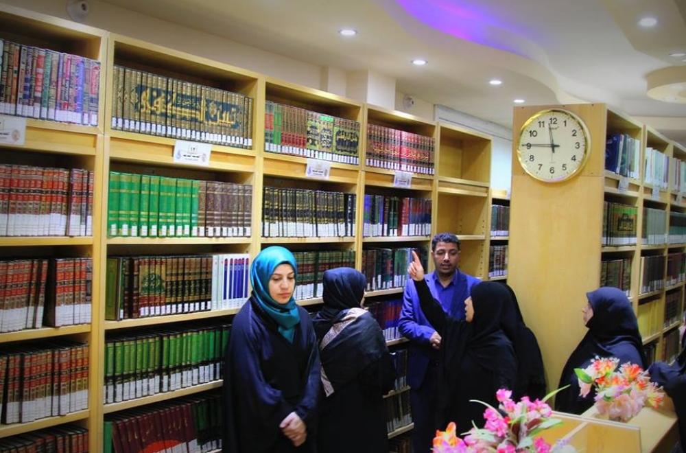 مكتبة الروضة الحيدرية تستقبل مجموعة من كوادر المكتبات اللبنانية ومتخصصيها