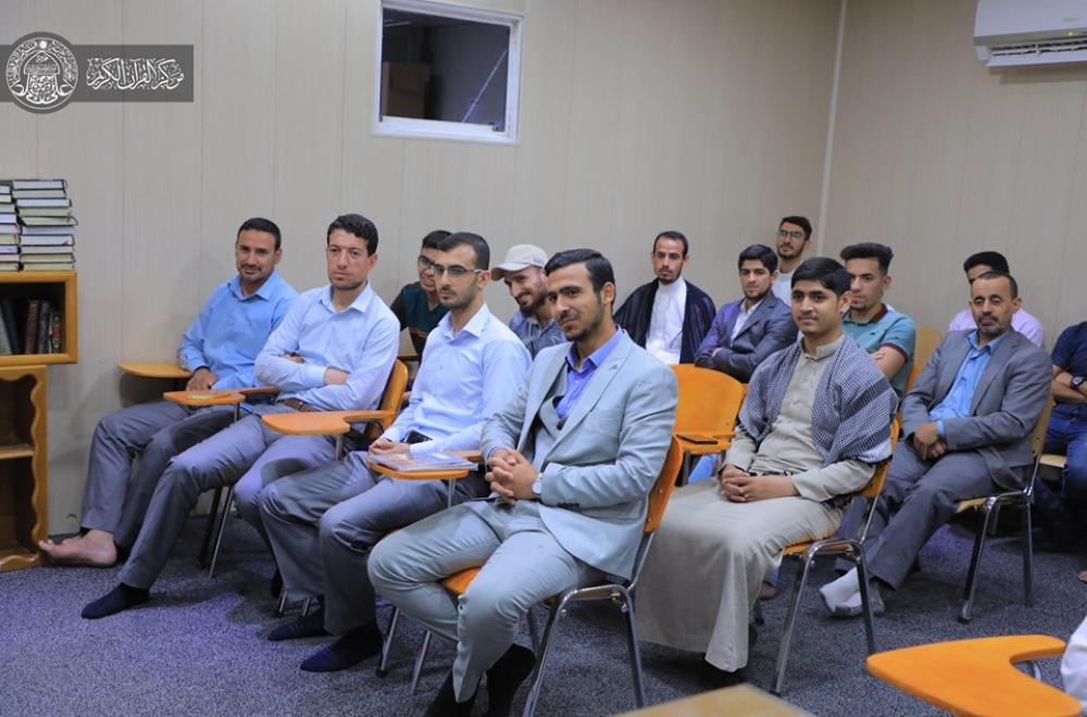 مركز القراَن الكريم يستضيف نخبة من أساتذة القرآن الكريم في ورشة علمية لطلبة دوراتها 