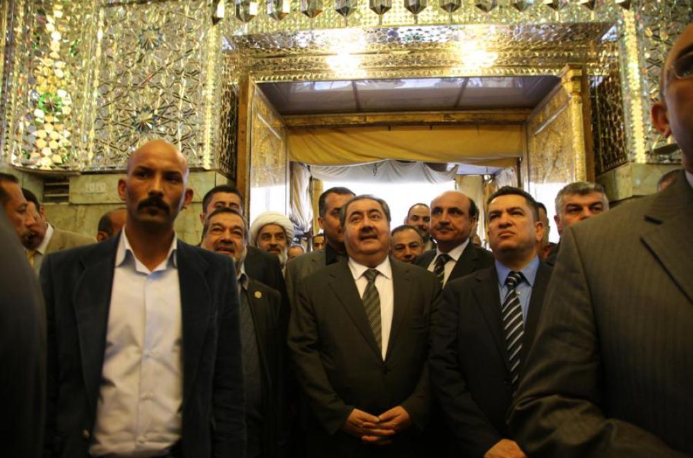 وفد وزارة الخارجية العراقية يتشرف بزيارة العتبة العلوية المقدسة
