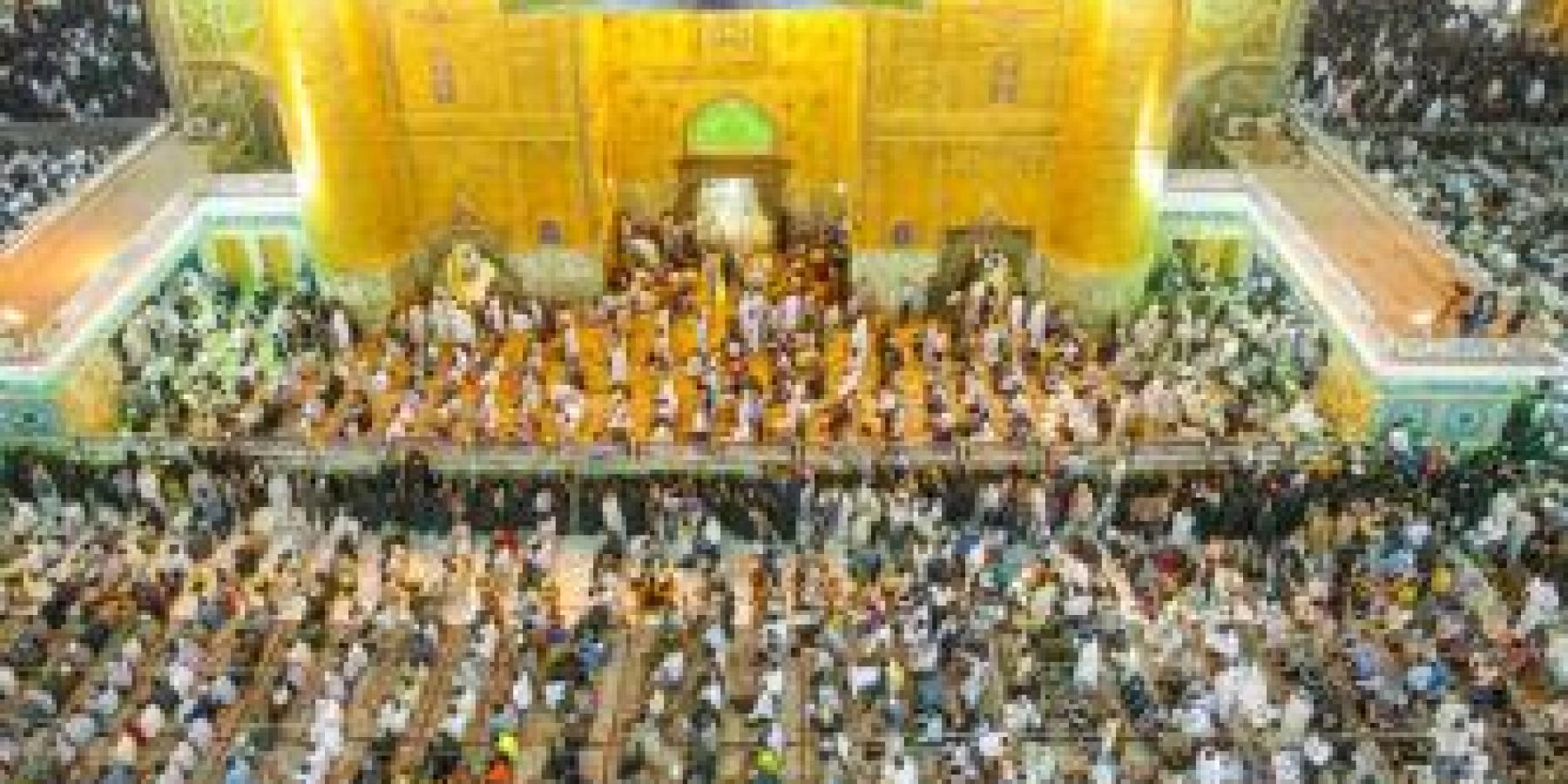 بمناسبة حلول ذكرى الغدير الأغر العتبة العلوية المقدسة تستقبل حشود ضخمة من الزائرين