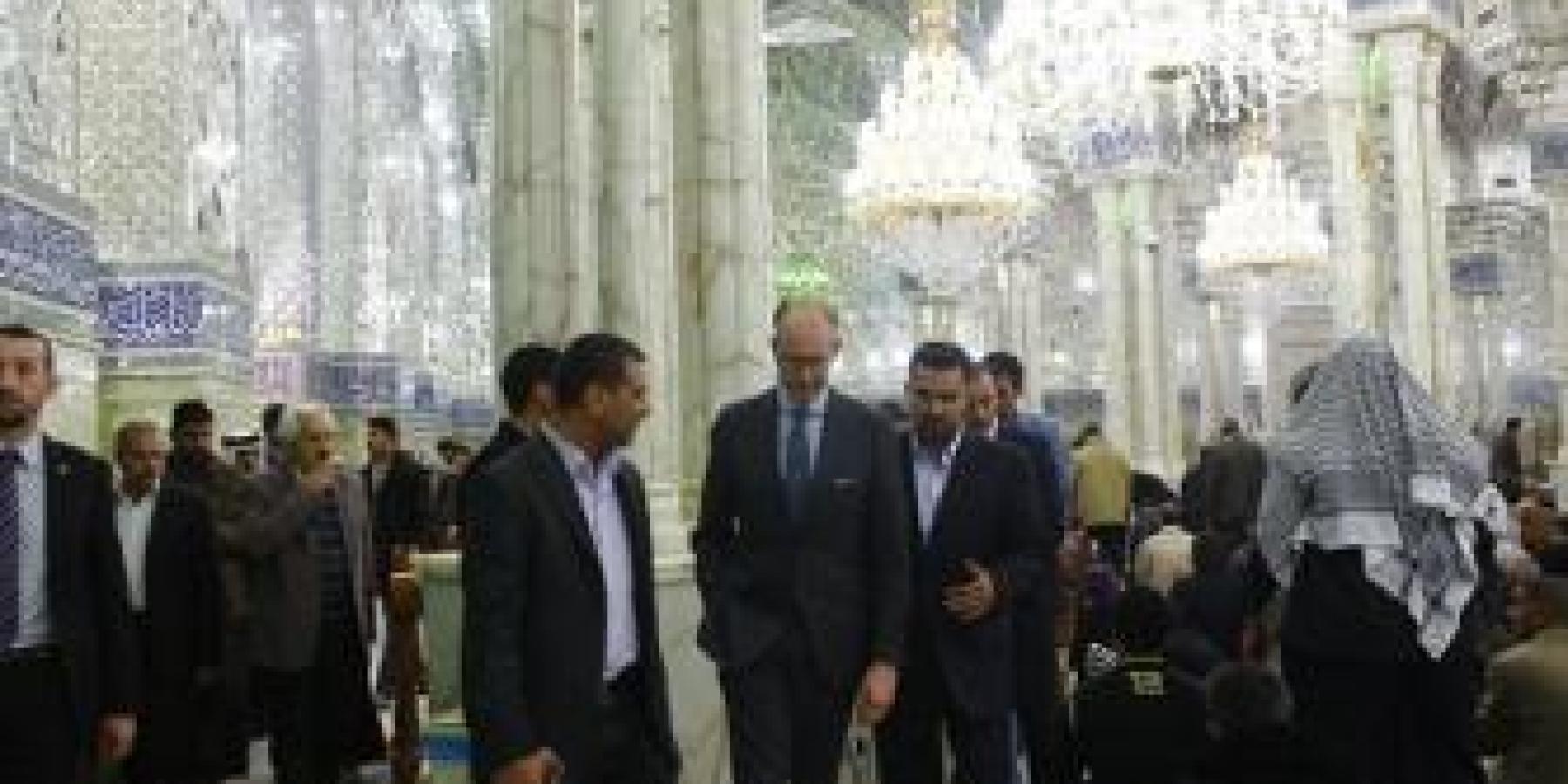 السفير السويدي في العراق بعد اطلاعه على معالم العتبة العلوية المقدسة : الإمام علي شخصية إنسانية وتاريخية ودينية جديرة بالاحترام
