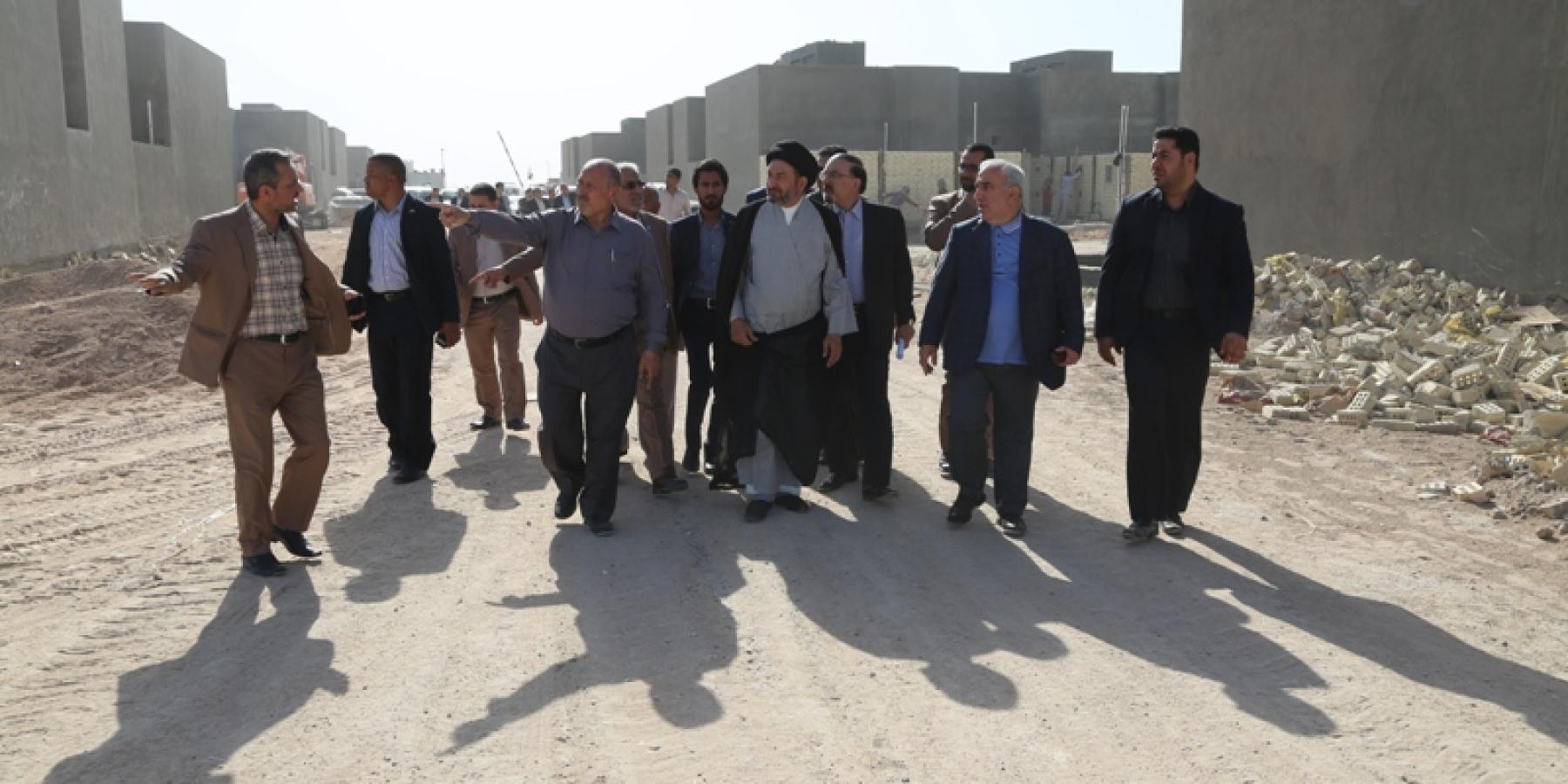 الأمين العام للعتبة العلوية المقدسة يتفقد مشروع قنبر السكني مع نخبة من رجال الأعمال الإيرانيين