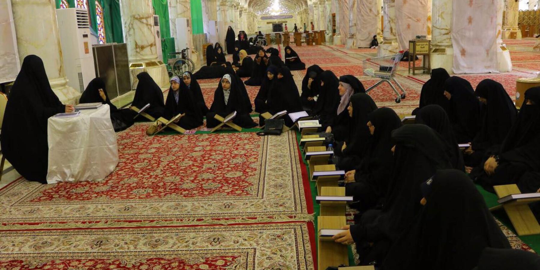 شعبة القرآن الكريم النسوية في العتبة العلوية تطلق دورة (سيدة النساء) لتعليم القراءة الصحيحة والحفظ والتلاوة 