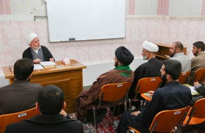 معهد الإمام علي(عليه السلام) للدراسات القرآنية يباشر دوامه الرسمي للعام الدراسي الجديد