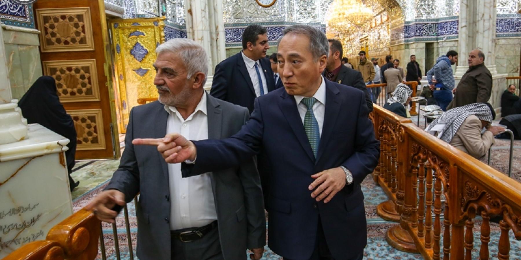 سفير كوريا الجنوبية لدى العراق: الإمام علي (عليه السلام) قائد عظيم وهو للعالم أجمع وليس للمسلمين فقط
