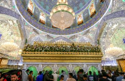 أجواء الحرم العلوي المطهر وتوافد الزائرين لأداء الزيارة المخصوصة – صور -