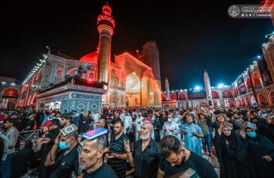المؤمنون يؤدون مراسيم ليلة القدر الثانية ويقدمون العزاء باستشهاد أمير المؤمنين(عليه السلام)- صور- 