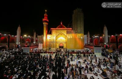 شاهد كيف عاش المؤمنون ليلة القدر الثالثة من جوار الحرم العلوي المطهر 