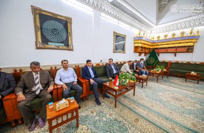 وزير الموارد المائية يتشرف بزيارة العتبة العلوية المقدسة
