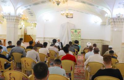 أساتذة وطلبة مدرسة الإمام الرضا (عليه السلام) للعلوم الدينية في ضيافة العتبة العلوية المقدسة