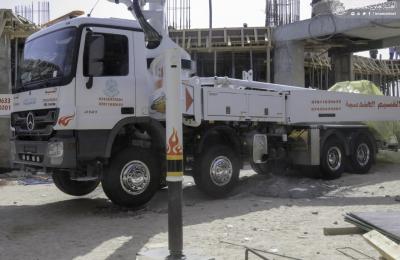 قسم الشؤون الهندسية والفنية في العتبة العلوية يجهز مشروع مستشفى الحكيم بالكونكريت الجاهز .. صور