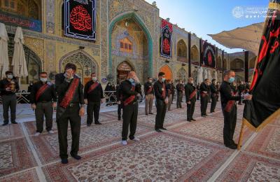 منتسبو العتبة العلوية يحيون شهادة سفير الإمام الحسين مسلم بن عقيل (عليهما السلام) خلال الزيارة الصباحية