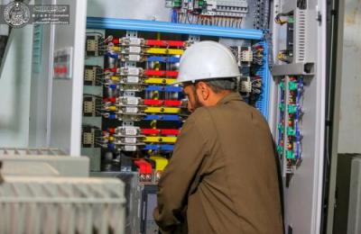 قسم الكهرباء في العتبة العلوية المقدسة .. جهود استثنائية لدعم الخدمات المقدمة لزائري مرقد لأمير المؤمنين (ع) في مناسبة الأربعين