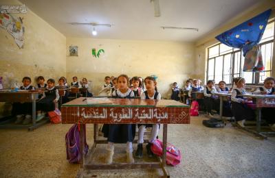 العتبة العلوية المقدسة تواصل رعايتها لحملة (عليٌّ أبونا) لصيانة المقاعد الدراسية في مختلف المحافظات العراقية  