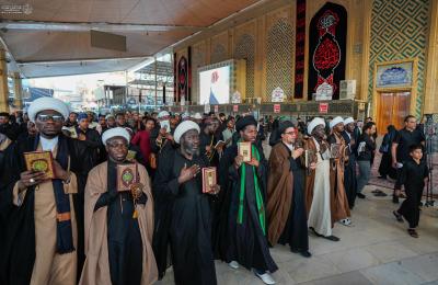 العتبة العلوية المقدسة تستقبل موكب (مسيرة العشق الحسيني) لطلبة العلوم الدينية الأفارقة 