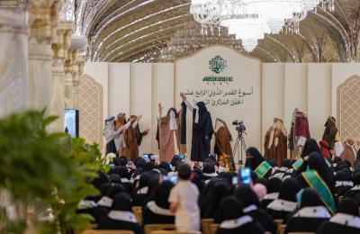 أسبوع الغدير الدولي الرابع عشر : مسرحية نسوية تُحيي الغدير بأسلوب درامي مؤثّر 