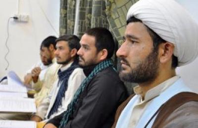 العتبة العلوية المقدسة تحتضن دورة قرآنية تخصصية لطلبة العلوم الدينية الباكستانيين