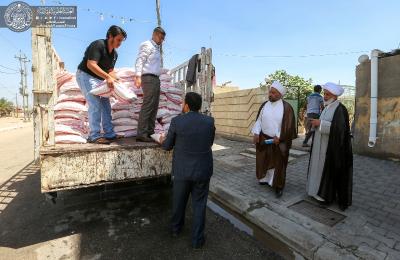  الأمانة العامة للعتبة العلوية تبادر الى توزيع المساعدات الغذائية لعوائل شهداء الحشد المبارك والأيتام في محافظة البصرة