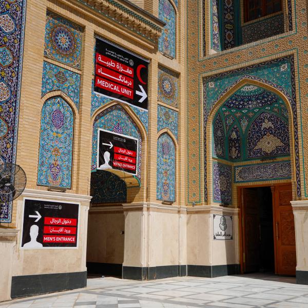 جهود متواصلة للعتبة العلويّة المقدّسة في نشر قطع الدلالة والإرشاد استعدادًا لزيارة الأربعين