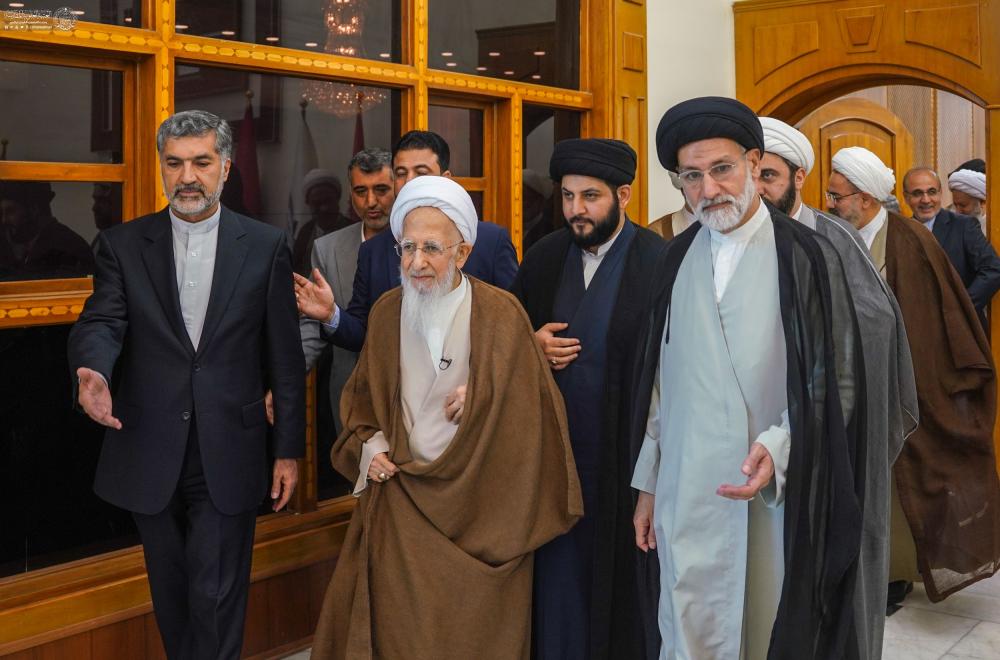 الأمين العام للعتبة العلوية المقدسة يلتقي المرجع الديني سماحة الشيخ جوادي آملي