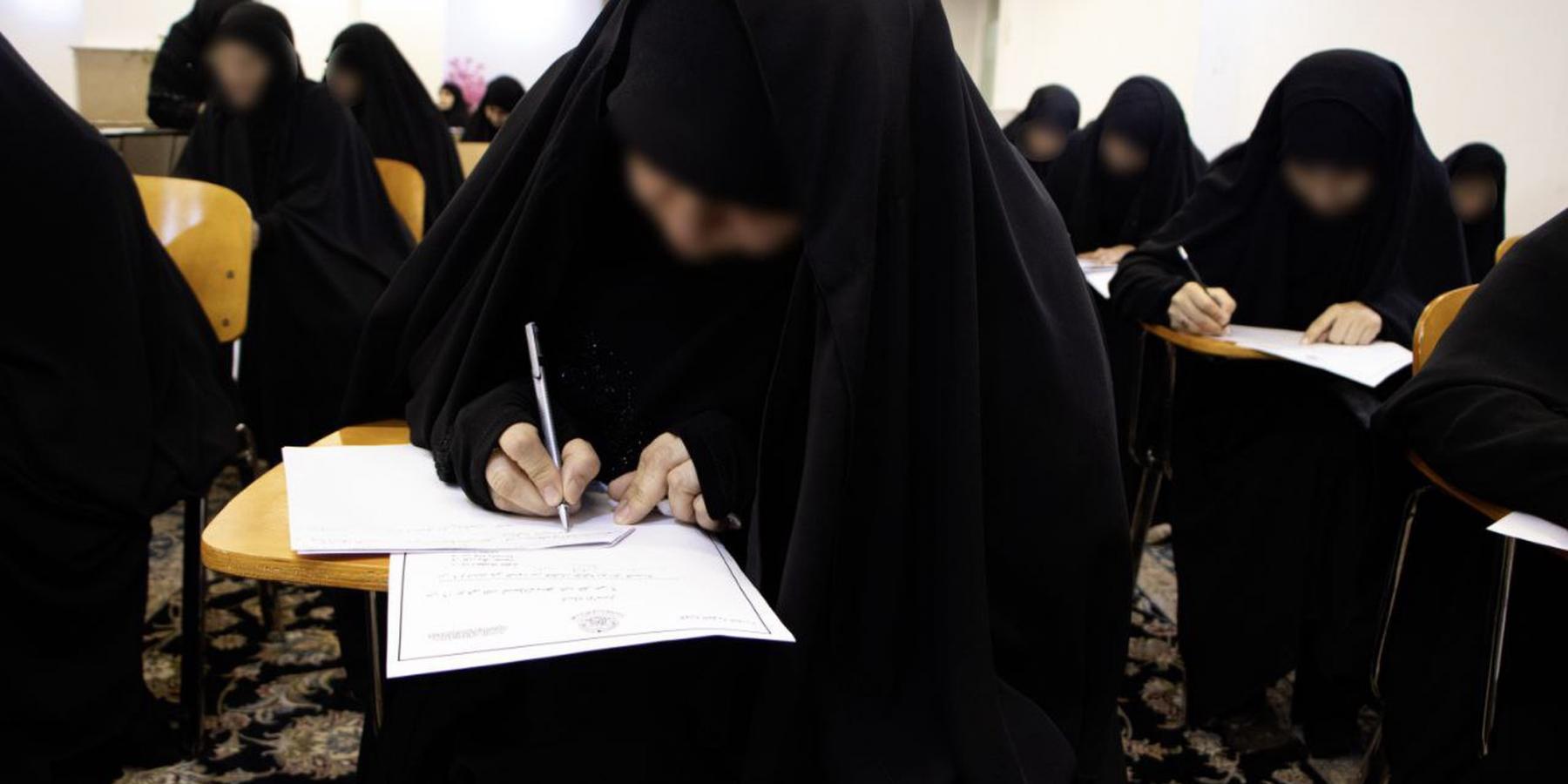 بمشاركة 250 طالبة..اختتام دورة الصديقة الطاهرة السابعة القرآنية في العتبة العلويّة المقدّسة .